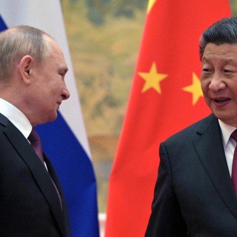 Russland og Kina styrkja samstarvið