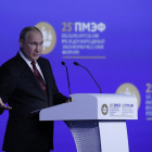 Putin: Vesturheimurin skal strika síni revsitiltøk