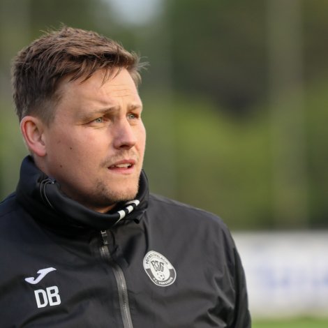 vaksnamannafótbólti hevur Dan Brimsvík verið venjari hjá barndómsfelagnum B36, í fýra og eitt hálvt ár, og hjá 07 Vestur (Savnsmynd: Sverri Egholm)