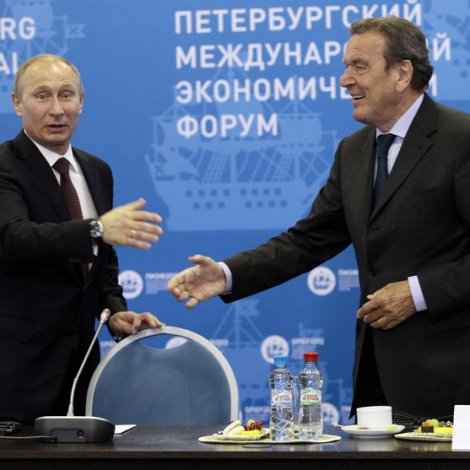 Fyrrverandi kanslari: Putin er sinnaður at samráðast