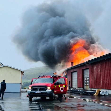 Ljósá: Eldurin sløktur