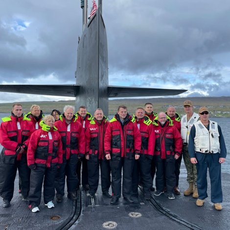 USS Georgia vitjar í Nólsoyarfirði