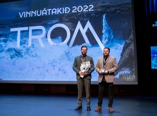 Jón Hammer og Torfinnur Jákupsson, somu menn, sum stóðu fyri sendirøðini 