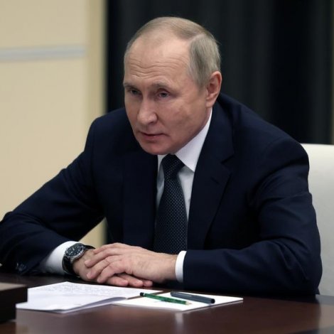 Putin: Vit brúka tyssibumbur, um tær verða brúktar móti okkum