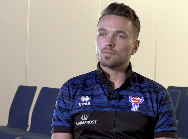 Video: Viljormur errin av landsliðsárinum og tíðini í Svøríki og Danmark