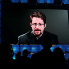 Edward Snowden fingið russiskt pass