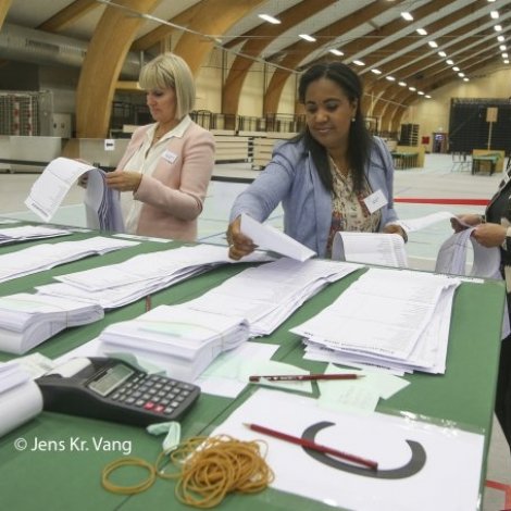 Fólkaflokkurin vinnur innaftur í Suðurstreymi