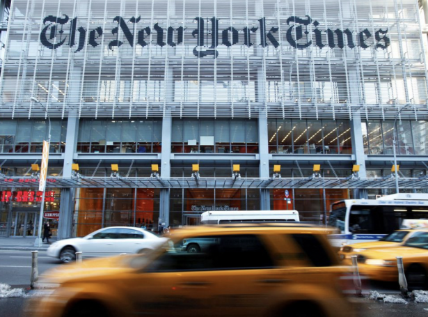 Høvuðssætið hjá New York Times í New York (Mynd: Reuters)
