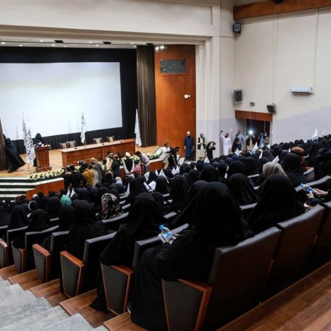 Afganistan: Kvinnur sleppa ikki longur at lesa á universiteti