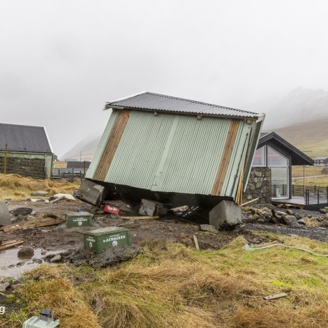 Myndir: Nógvir stormskaðar á Viðareiði