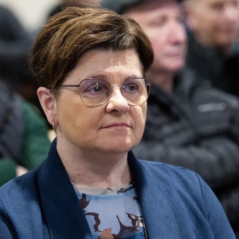 Enn eitt sambandsfólk tekur til rýmingar