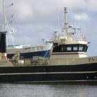 Fiskaklettur landar í Klaksvík í morgin