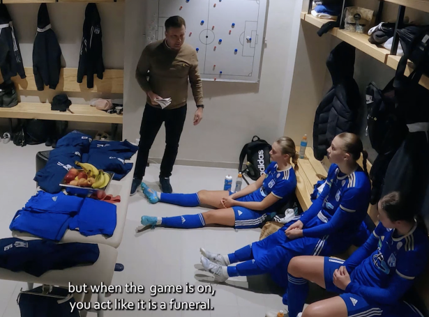 Video: Tit uppføra tykkum sum tit eru til jarðarferð