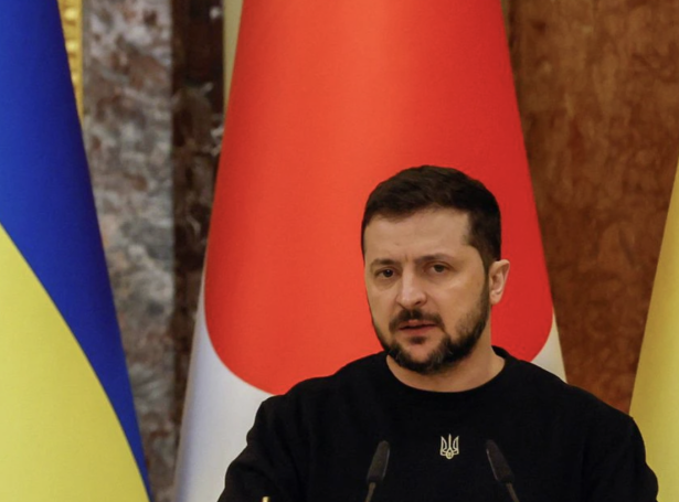 Volodymyr Zelenskyj hevur verið forseti í Ukraina síðan mai 2019 (Mynd: Reuters)