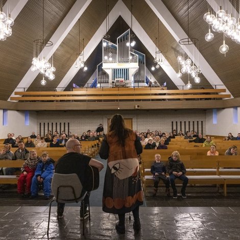 Altjóða gudstænasta í Vesturkirkjuni týskvøldið