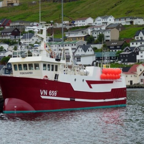 Fiskivarði landar í Havn