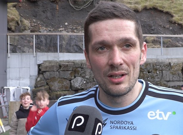 Video: Man føldi nervarnar allan vegin ígjøgnum