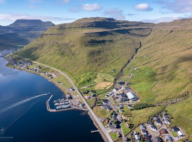 Frammanundan var Javnaðarfelag í Vestmanna, men kolfirðingurin Jóannes á Kjalnesi helt at felag skuldi vera fyri alt Norðstreym og kallaði inn til at stovna Norðstreymoyar Javnaðarfelag tann 18. oktober 1974 (Mynd: Ólavur Frederiksen)