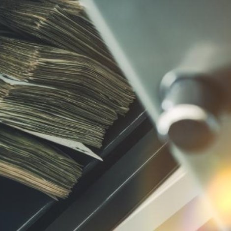 Innlánsyvirskotið í bankunum 1,8 mia. kr. í februar 2023