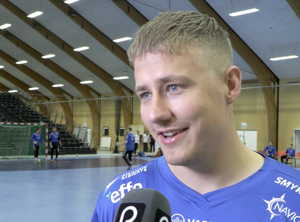 Video: - Deiligt at spæla ein so flottan dyst fyri fullsettari høll