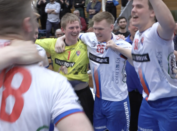 Video: - Her fáa føroyingarnir staðfestingina