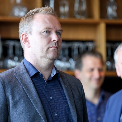 Spyr Margit Stórá um vinnuligar bústaðareindir