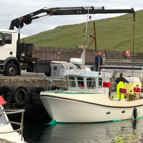 Nógvir útróðrarbátar selja ´Fiskamarknaðinum