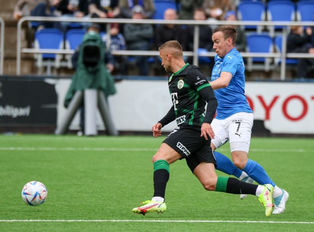 Árni Frederiksberg skoraði til 1-0 og 2-0 og legði upp til 3-0 málið (Mynd: Sverri Egholm)