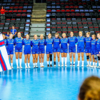 Allarflestu spælararnir hava spælt móti hvørjum øðrum, tí Føroyar og Slovenia hittust í HM-endaspælinum hjá U18-kvinnum í fjør. Tá vunnu Føroyar 31-28. (Mynd: Llturankinis)