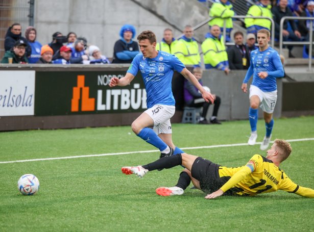 Deni Pavlovic í Champions League-dysti í Klaksvík fyri tveimum árum síðani. Royndi serbin fær stóran leiklut í kvøld (Savnsmynd: Sverri Egholm)