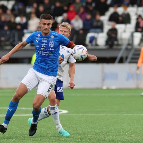 Jákup Biskopstø Andreasen og hinir hjá KÍ venja í høvuðsstaðnum seinnpartin. Brakið í bólkaspælinum er á skránni í morgin (Mynd: Sverri Egholm)