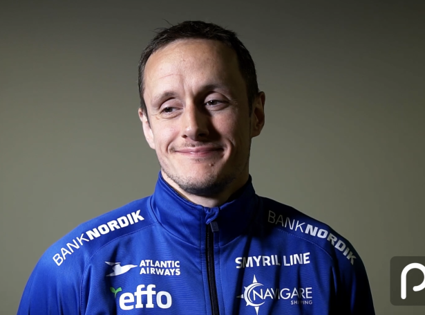 Video: - Fara at droyma um hasi síðstu sekundi leingi