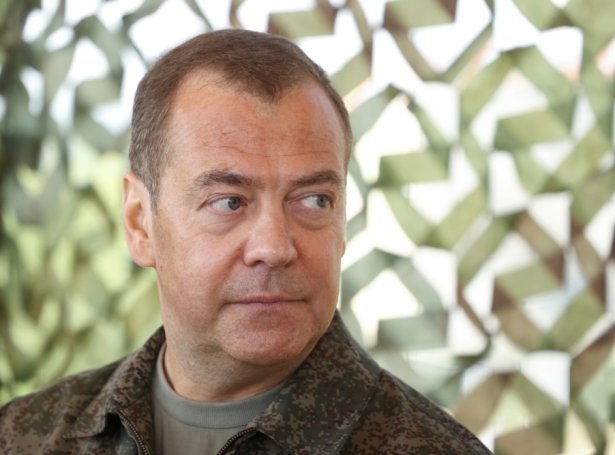 Dmitrij Medvedev (Mynd: EPA)