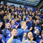 Stuðulin til serliga Molde-dystirnar var øgiligur. Tað fer at kosta einum vaksnum persóni nakrar íhvussu er nakrar hundrað krónur at fara til allar heimadystirnar hjá KÍ í Conference League (Mynd: Sverri Egholm)