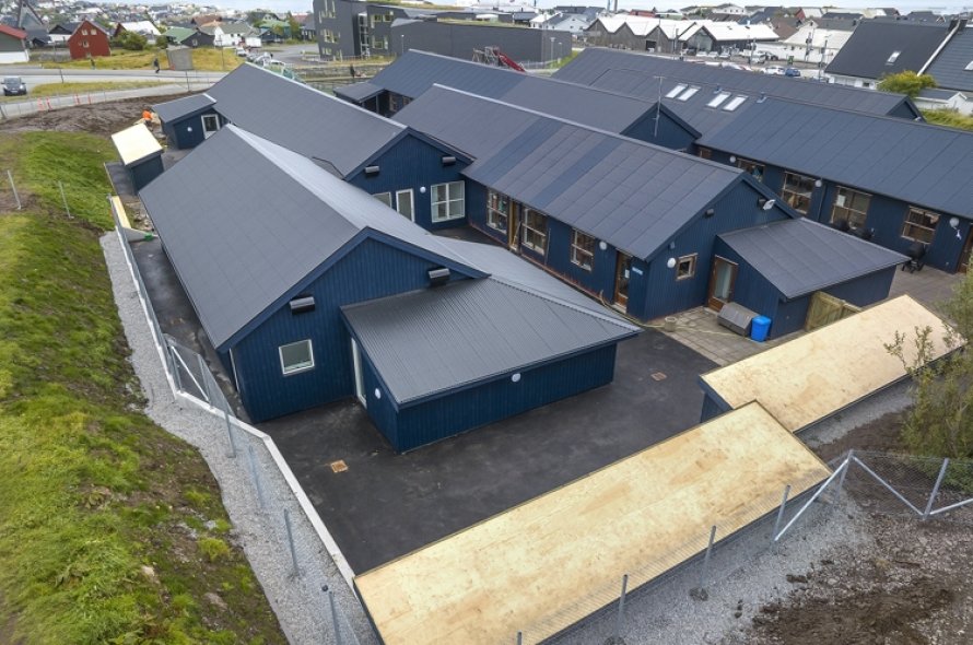 jn.fo Dagstovnurin Hans Andrias Djurhuus handaður í gjár