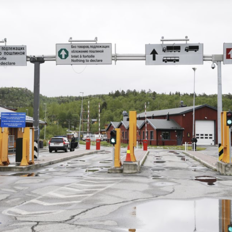 Noreg: Russiskir persónbilar sleppa ikki inn í landið