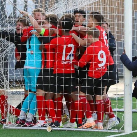 Steypagull til FC Hoyvík, Víking og HB