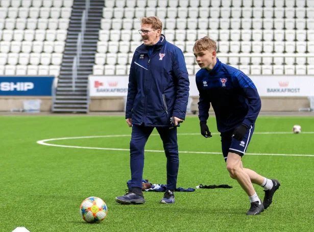 Liðið hevur fleiri venjingar saman áðrenn farið verður til Norðurírlands