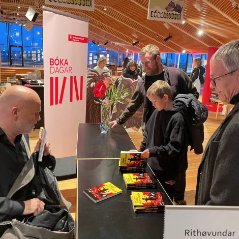 Bókainnrás í Norðurlandahúsinum í allan dag