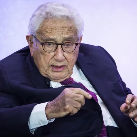 Kissinger gjørdist hundrað ár