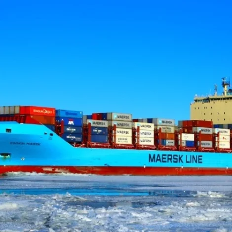 Nýggjársheilsan frá Vuoksi Maersk