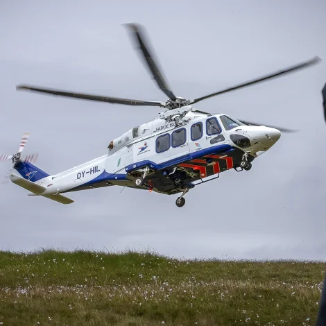 Sjómaður fluttur á sjúkrahús við eygnaskaða