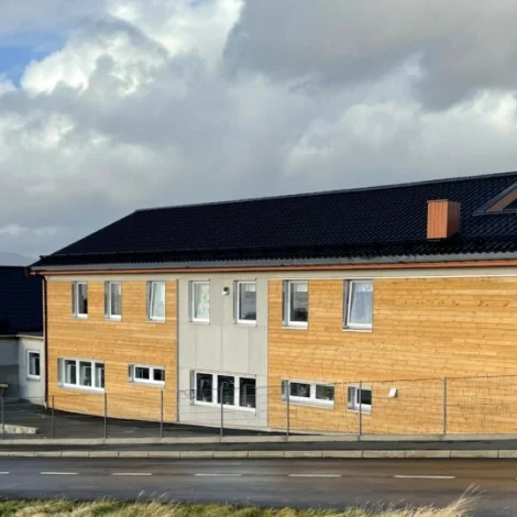 Barnagarðurin á Svangaskarði steingir eisini