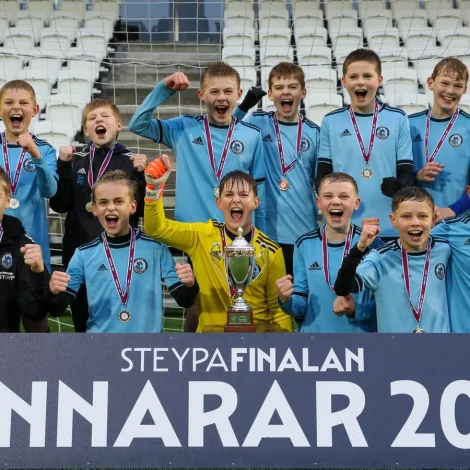 Í FC Midtjylland skal Tóki vera partur av ungdómsvenjarahópinum, har hann skal at starvast sum ’’individual coach’’ hjá einum av U13, U14 ella U15-ungdómsliðunum. Seinastu árini hevur hann veri¨venjari hjá U13 og U15 í barndómsfelagnum, Vìkingi (Mynd: Víkingur)