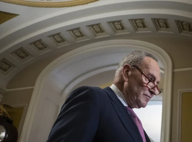 Demokratiski leiðarin í Senatinum, Chuck Schumer (Mynd: EPA)