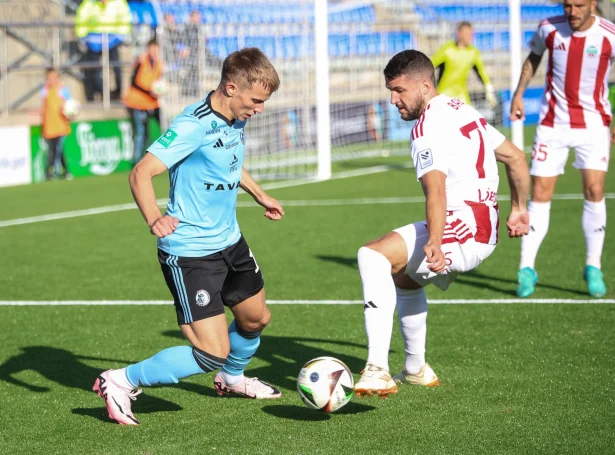 Víkingur gjørdi bart og vann seg víðari við 2-0 sigri hósvkøldið. Tað er tó munur á Klaksvík og Gent - grasið og graslíki - liði úr niðaru hálvu í Lettlandi og einum av størstu feløgunum í Belgia (Savnsmynd: Sverri Egholm)