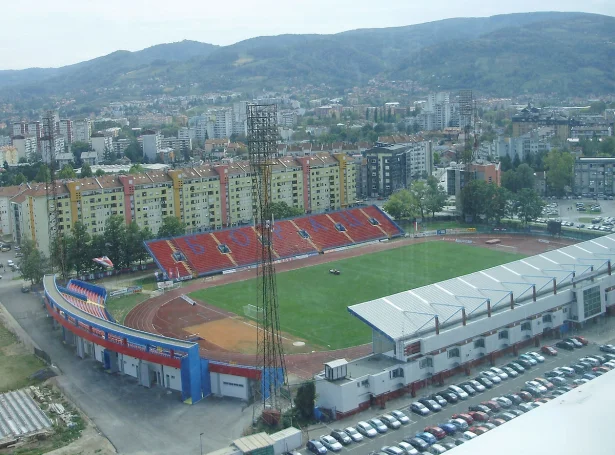 Her er leikvøllurin í Banja Luka, Bosnia Hersigovina, ið KÍ skal spæla returdystin móti Borac Banja Luka á. (Mynd: Wikimedia Commons)