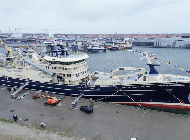 Finnur Fríði her við bryggju í Skagen (Mynd: Varðin)