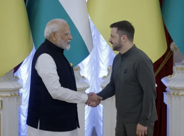 Indiski forsætisráðharrin Narendra Modi og ukrainski forsetin Volodymyr Zelensky (Mynd: EPA)