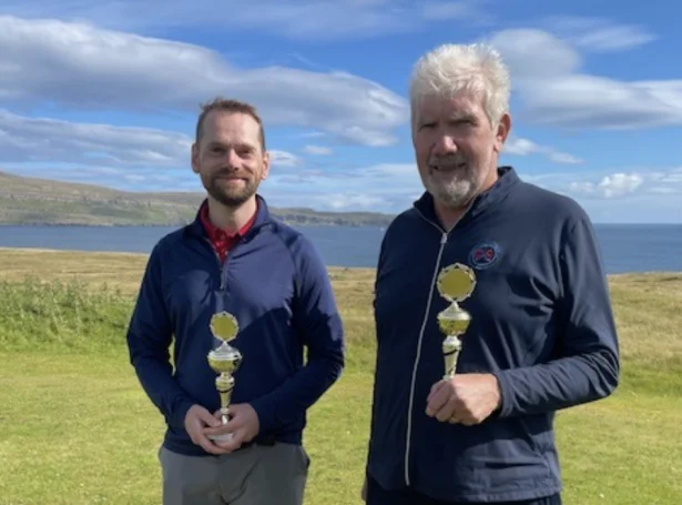 Líggjas Jógvansson, t.v., og Janus Norðberg (Mynd: Tórshavnar golffelag)